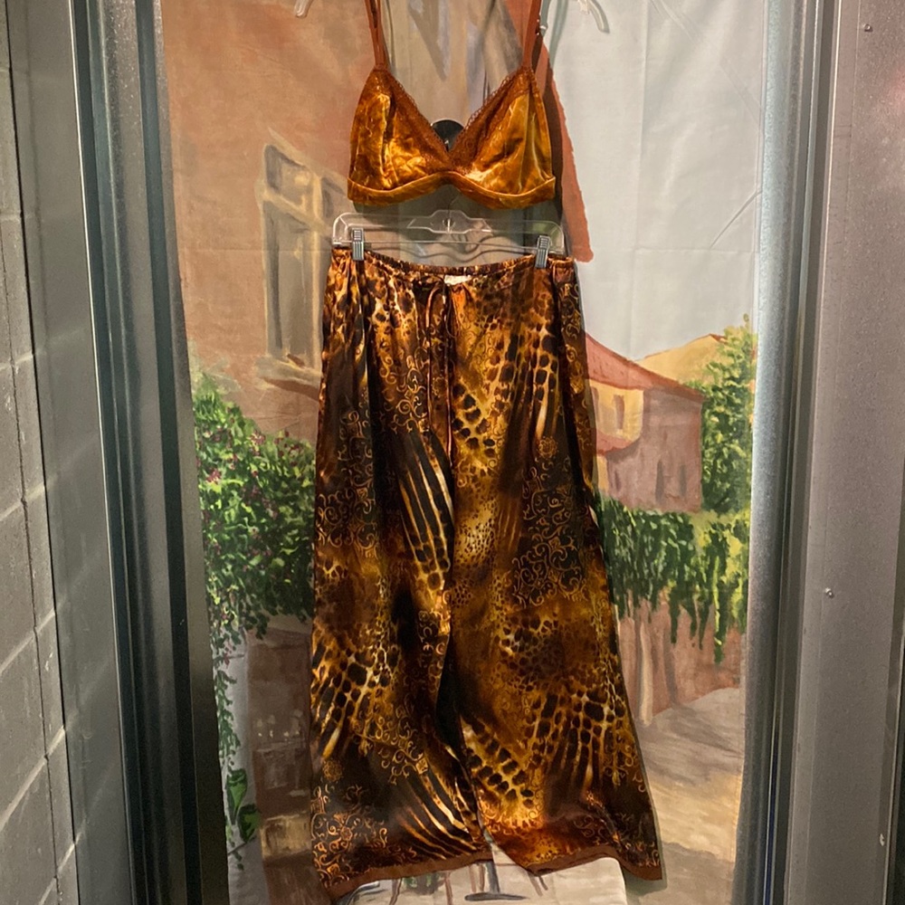 Secret Treasures pajama bralette 2 piece set